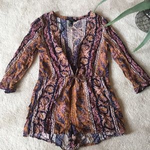 ⚡️4 for $25!⚡️ NWOT Patterned Drawstring Romper